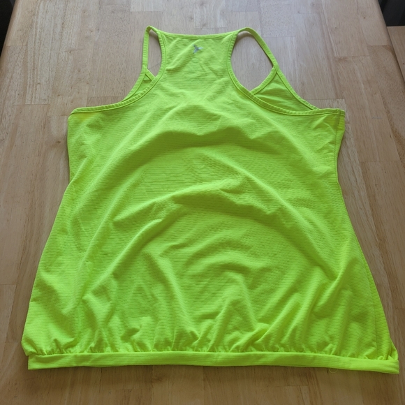 Old Navy active loose-fitting workout tank - Picture 2 of 5